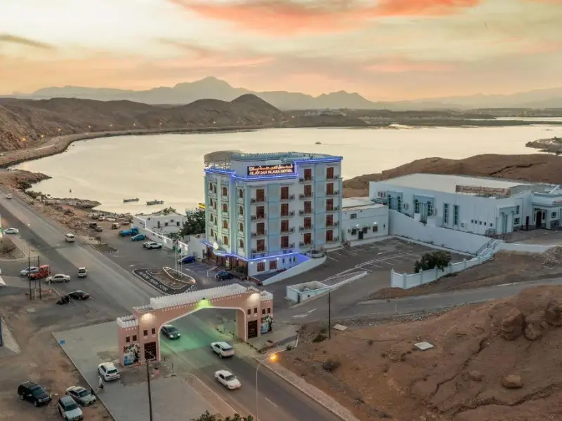 Al Ayjah Plaza — снимка 1